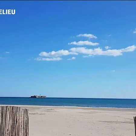 Cap D'agde, 2 Pieces, 4 Personnes - Fr-1-749-36