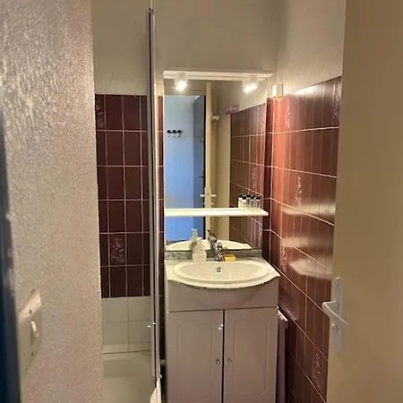 Cap D'agde, 2 Pieces, 4 Personnes - Fr-1-749-36 Apartment Agde