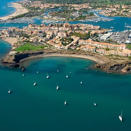Cap D'agde, 2 Pieces, 4 Personnes - Fr-1-749-36 *